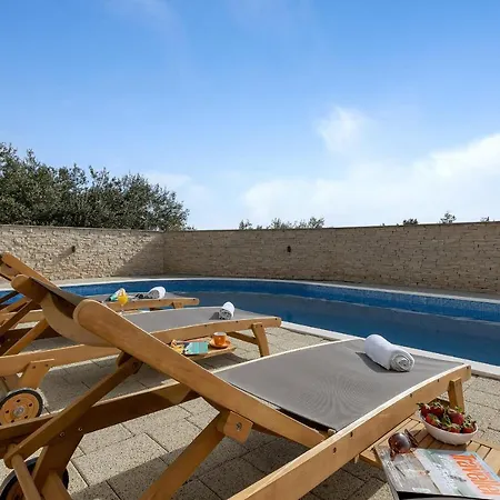 Apartment Lujnovic