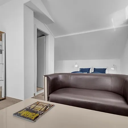 Lujnovic Appartement *