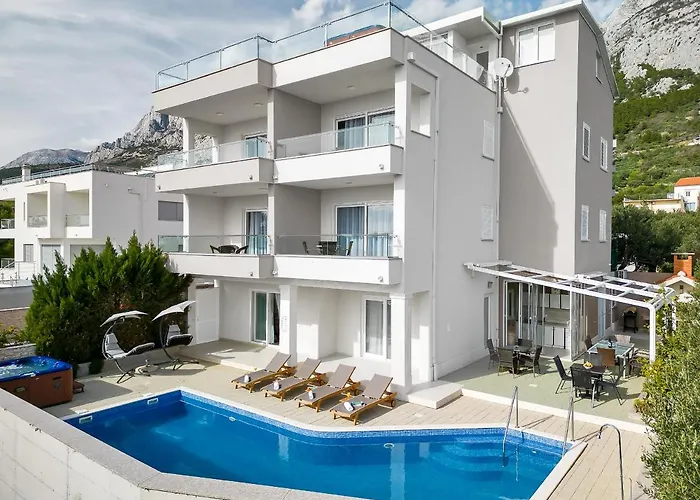 Apartment Lujnovic Makarska