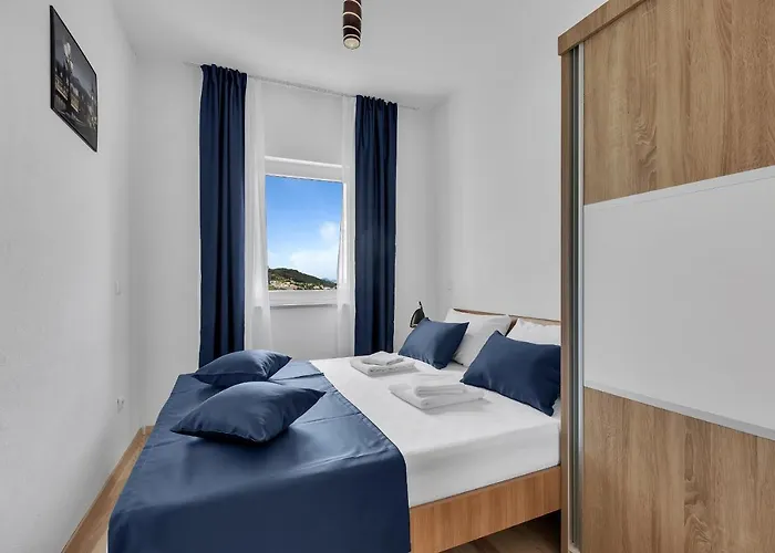 Lujnovic Apartment *