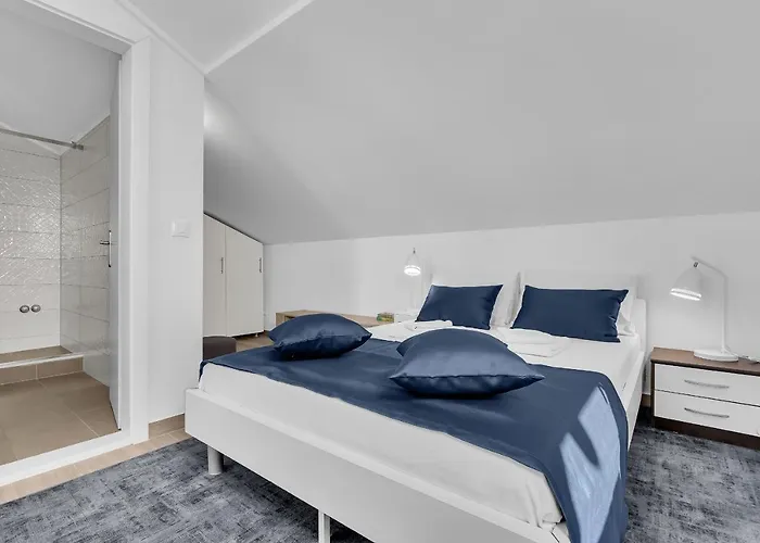 Lujnovic Apartment *