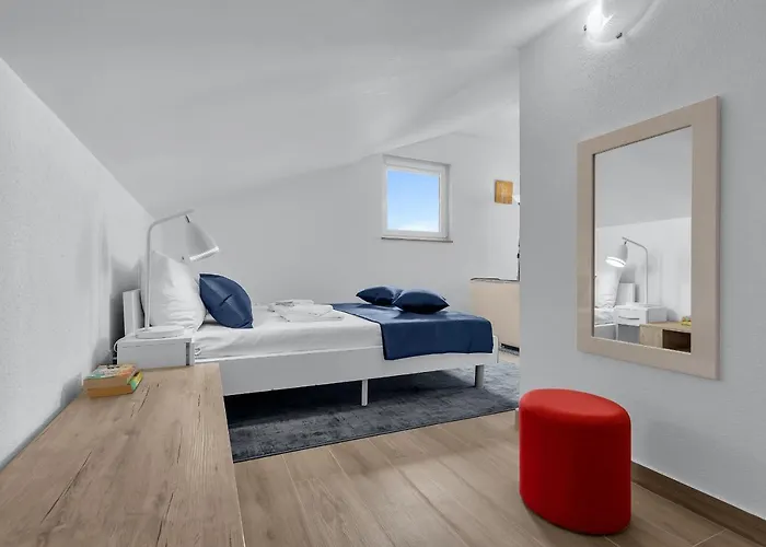 Lujnovic Apartment